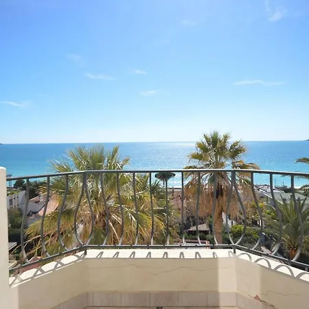 Brand New Three Bedroom With Sea Views Διαμέρισμα