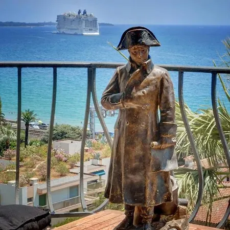 Brand New Three Bedroom With Sea Views Διαμέρισμα