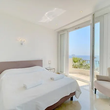 Διαμέρισμα Brand New Three Bedroom With Sea Views
